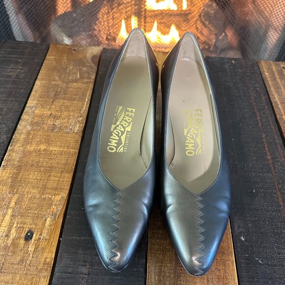 Salvatore Ferragamo Shoes - Salvatore Ferragamo Vintage Black Pewter Leather Pointed Toe Pumps Size 8.5 B